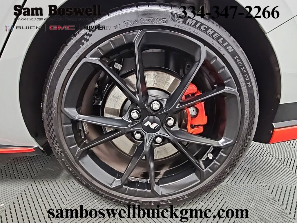 Used 2025 Hyundai Elantra N image 41