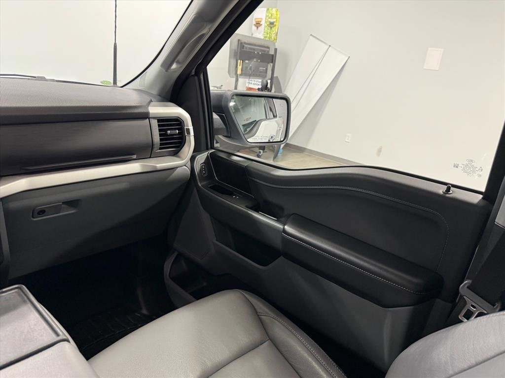 Used 2022 Ford F150 XLT w/ Equipment Group 302A High image 12