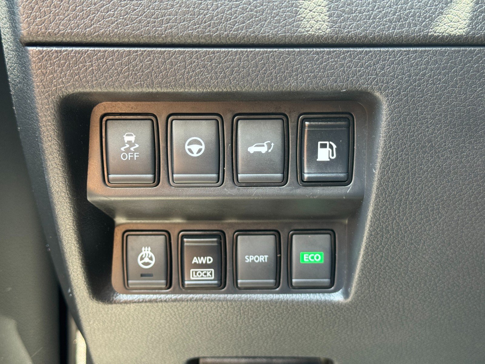 Used 2019 Nissan Rogue SL AWD/4WD image 17