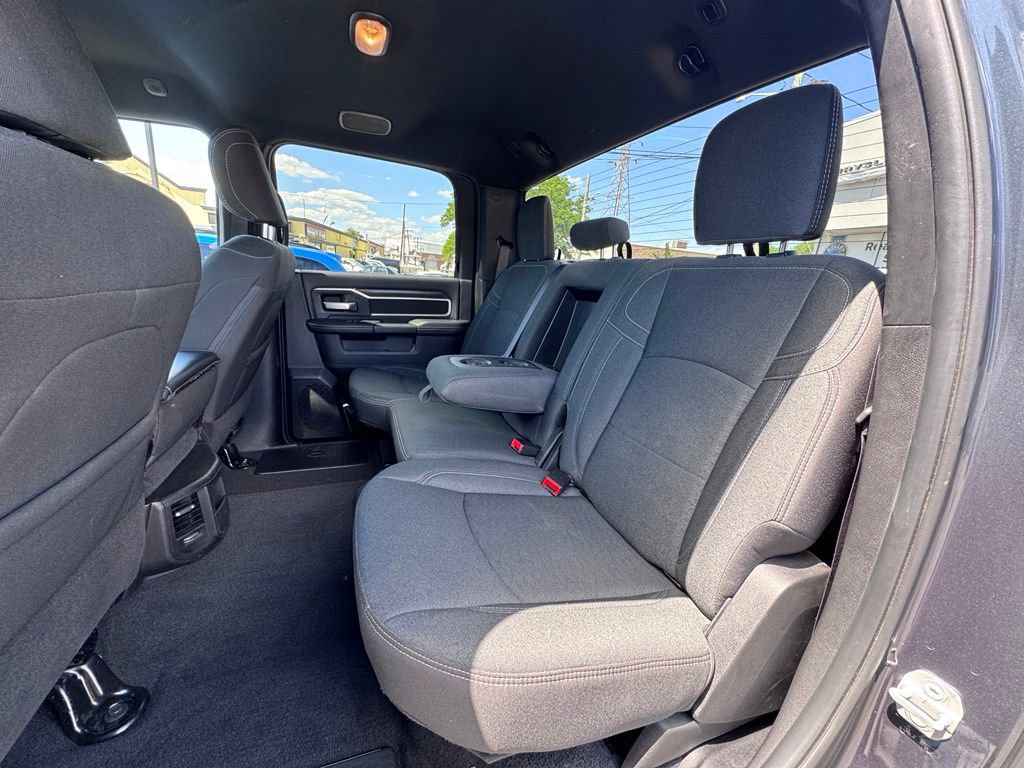 Used 2025 RAM 2500 Big Horn AWD/4WD image 17