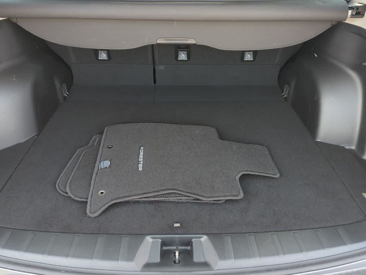 Used 2023 Subaru Forester Premium AWD/4WD image 27