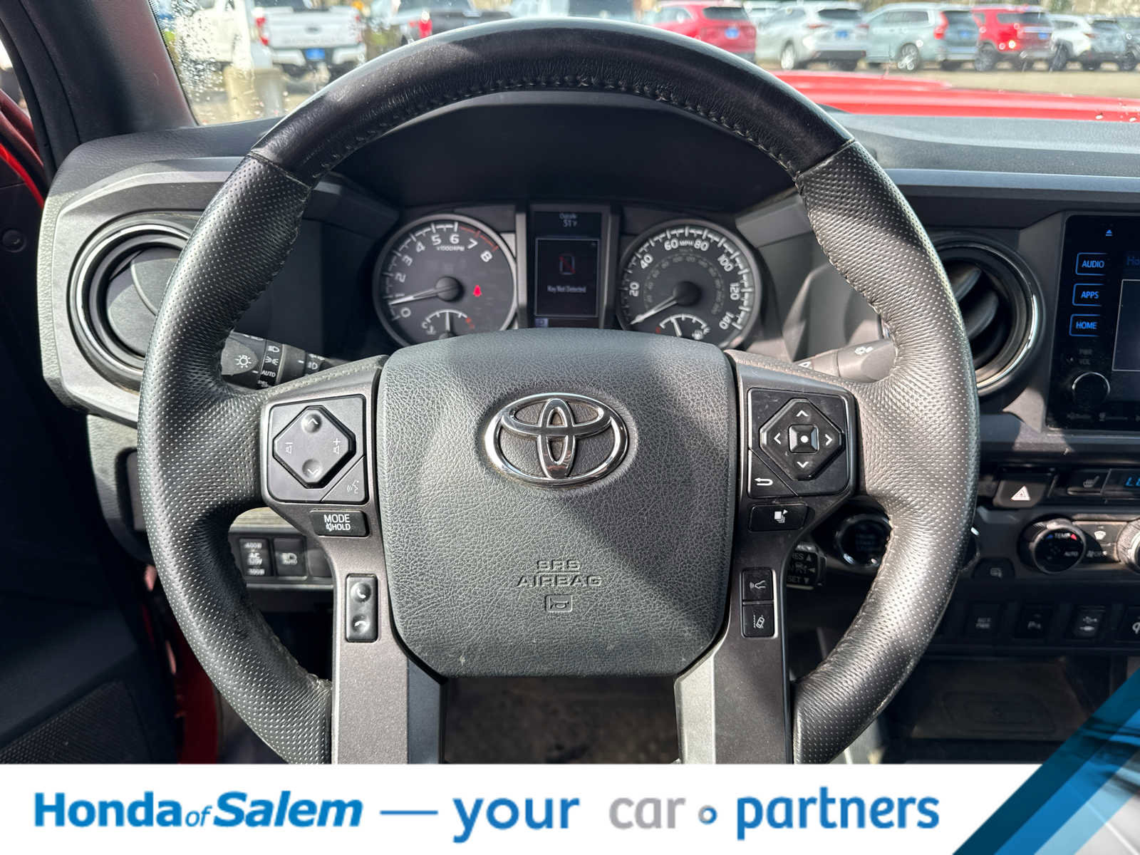 Used 2018 Toyota Tacoma TRD Sport w/ Technology Package image 14