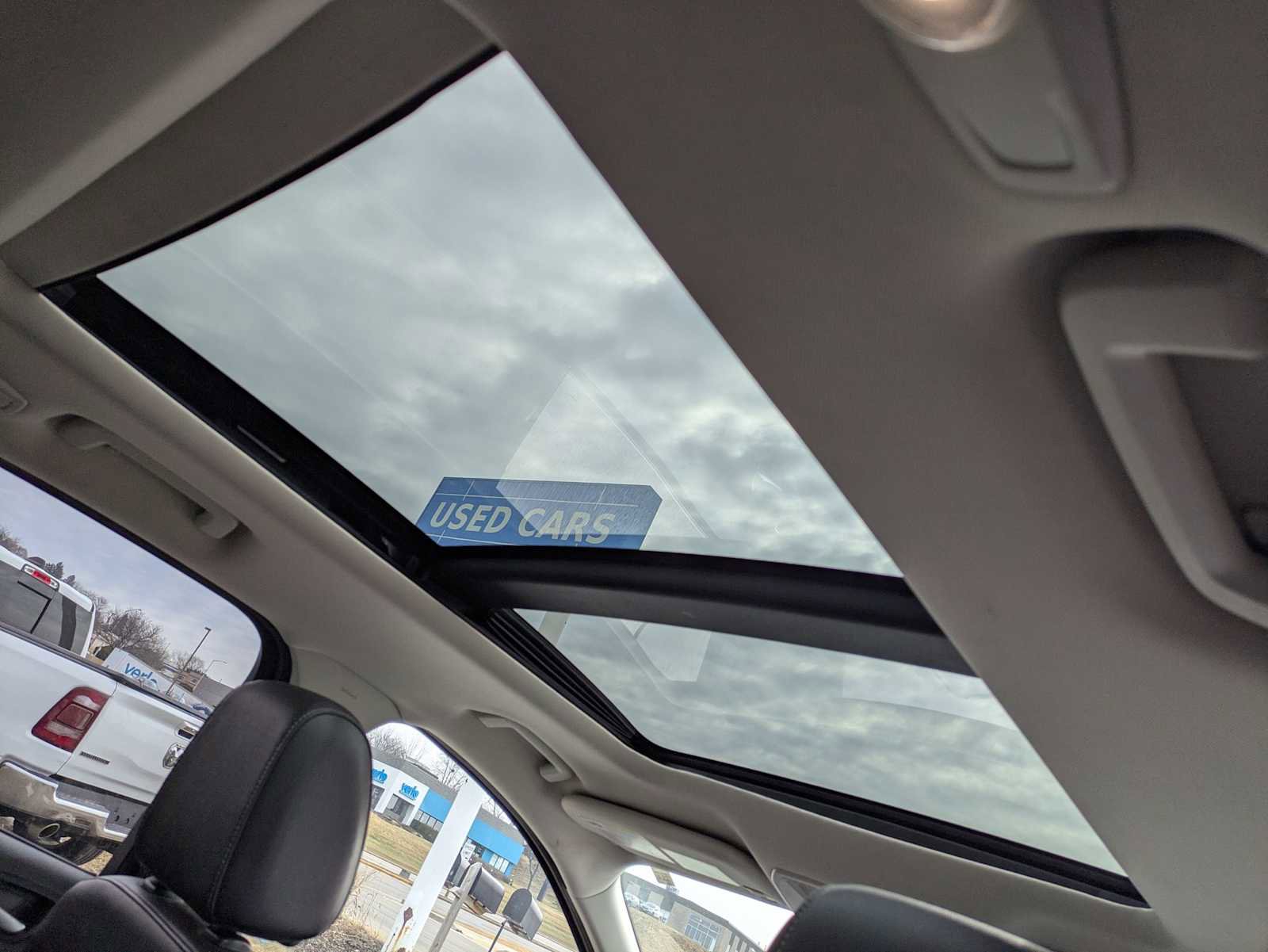 Used 2015 Ford Escape SE w/ Equipment Group 201A image 21