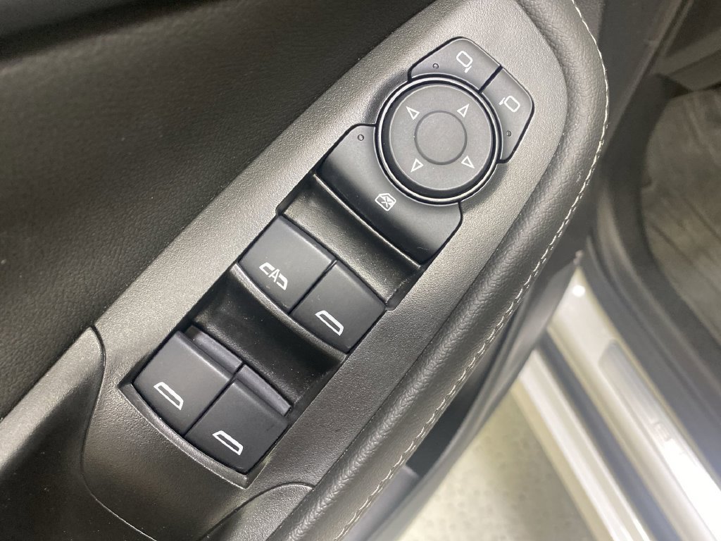 Certified 2023 Buick Encore GX Select w/ Sport Touring Package AWD/4WD image 31