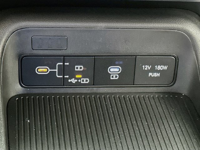 Used 2024 Hyundai Kona SE FWD image 18