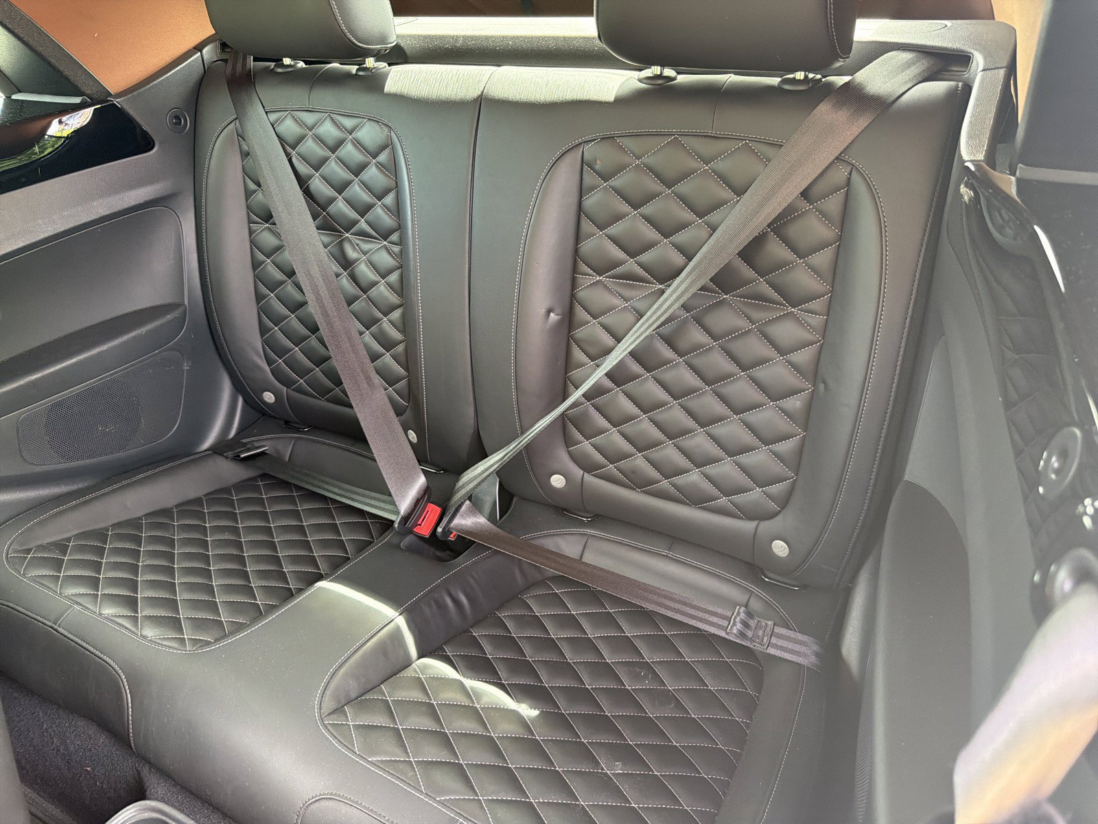 Used 2019 Volkswagen Beetle 2.0T SE FWD image 16