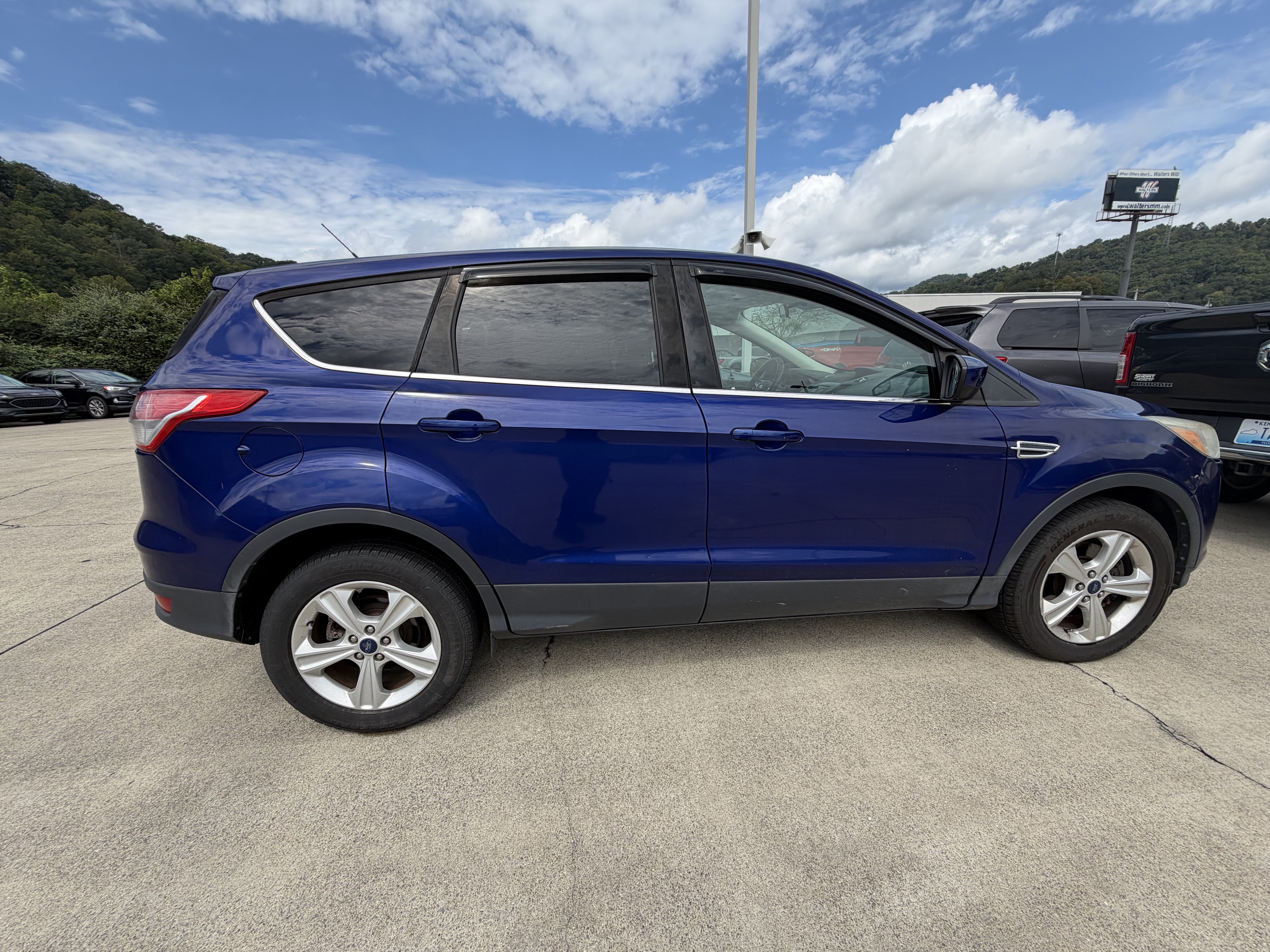 Used 2016 Ford Escape SE AWD/4WD image 8