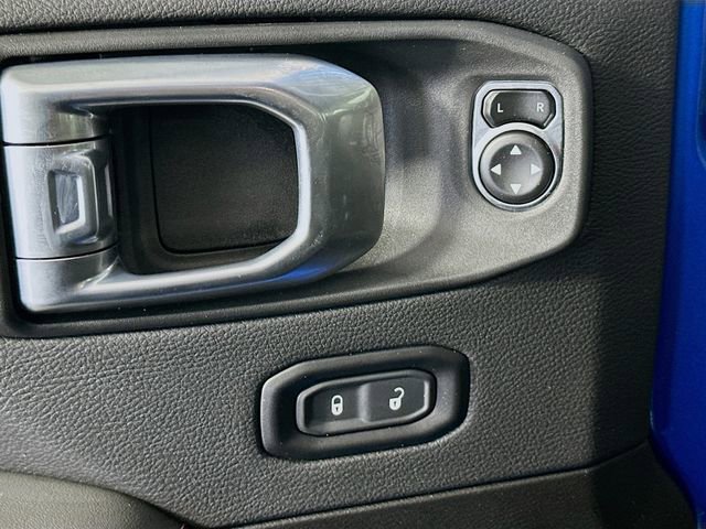 Used 2024 Jeep Wrangler Unlimited Rubicon AWD/4WD image 20
