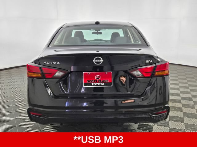 Used 2024 Nissan Altima 2.5 SV FWD image 7