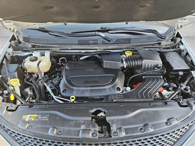 Used 2022 Chrysler Voyager LX image 22