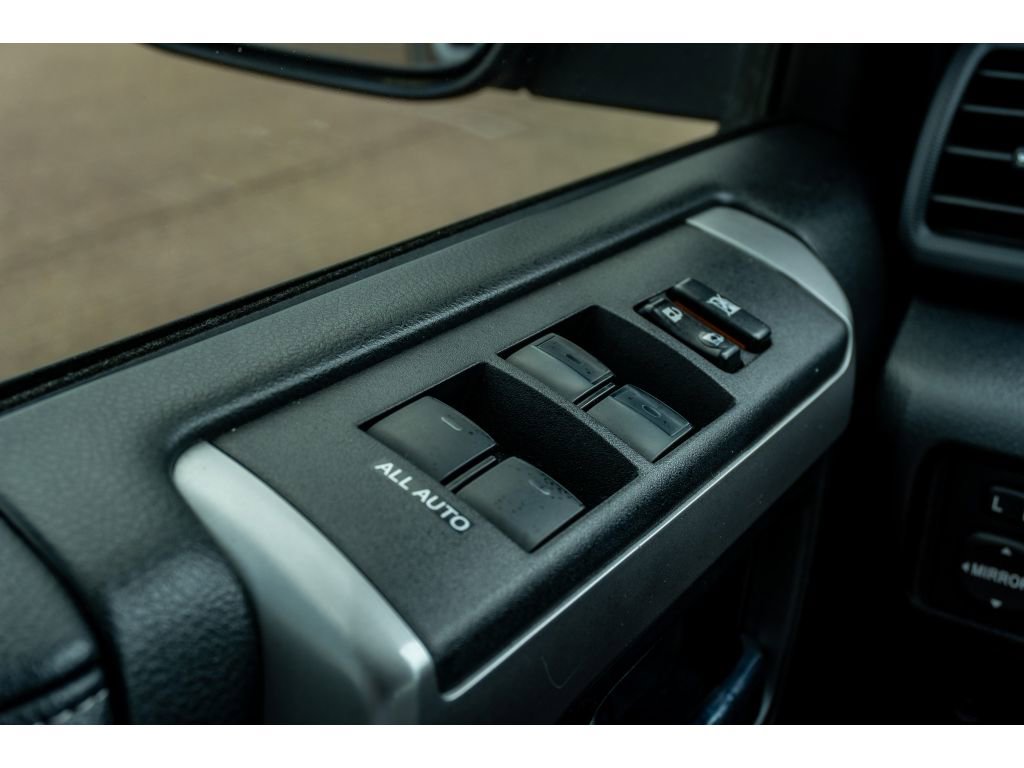 Used 2018 Toyota 4Runner SR5 image 28