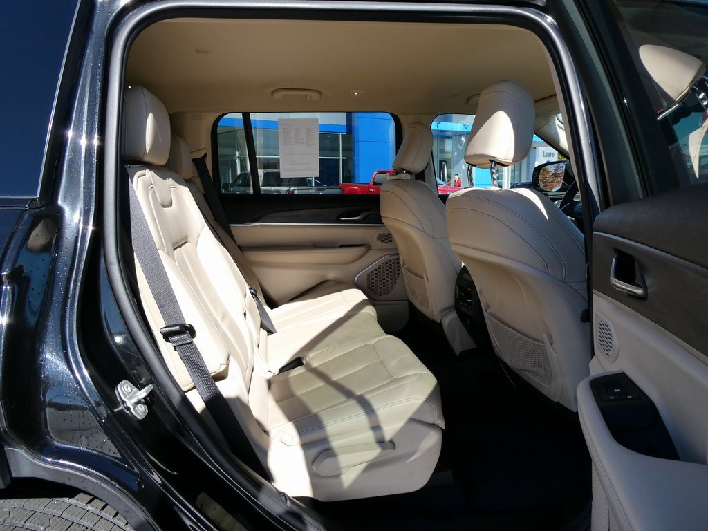 Used 2021 Jeep Grand Cherokee L Limited image 16