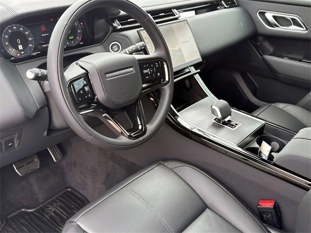 New 2026 Land Rover Range Rover Velar Dynamic SE image 30