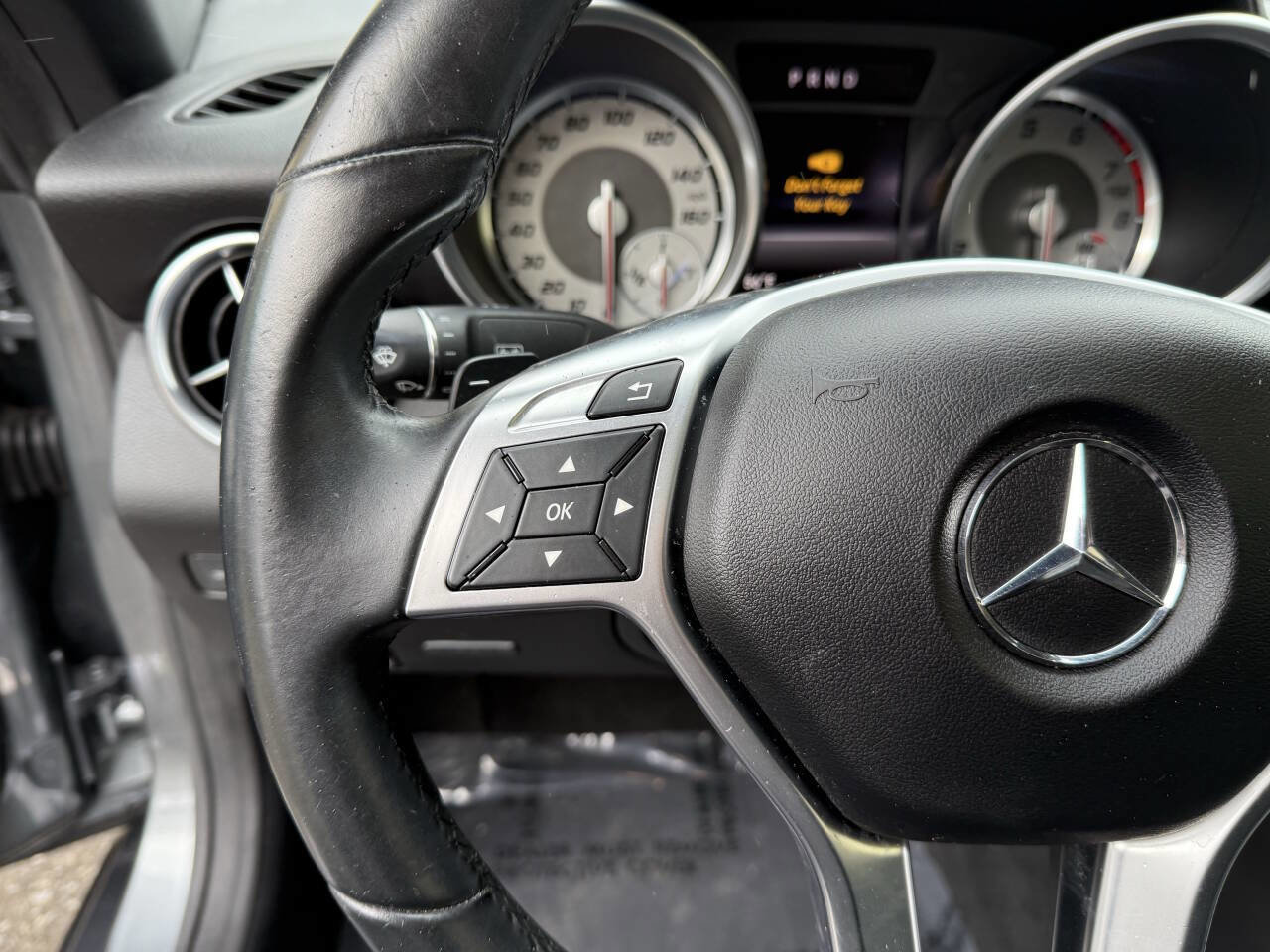 Used 2016 Mercedes-Benz SLK 350 image 35