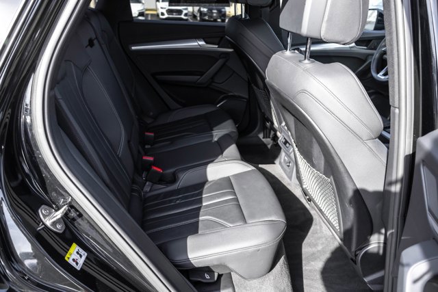 Used 2024 Audi Q5 2.0T Premium w/ Summer of Audi Package image 23