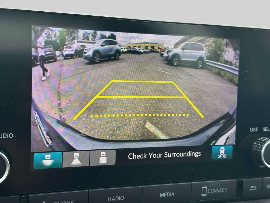 Certified 2023 Honda Accord EX image 28
