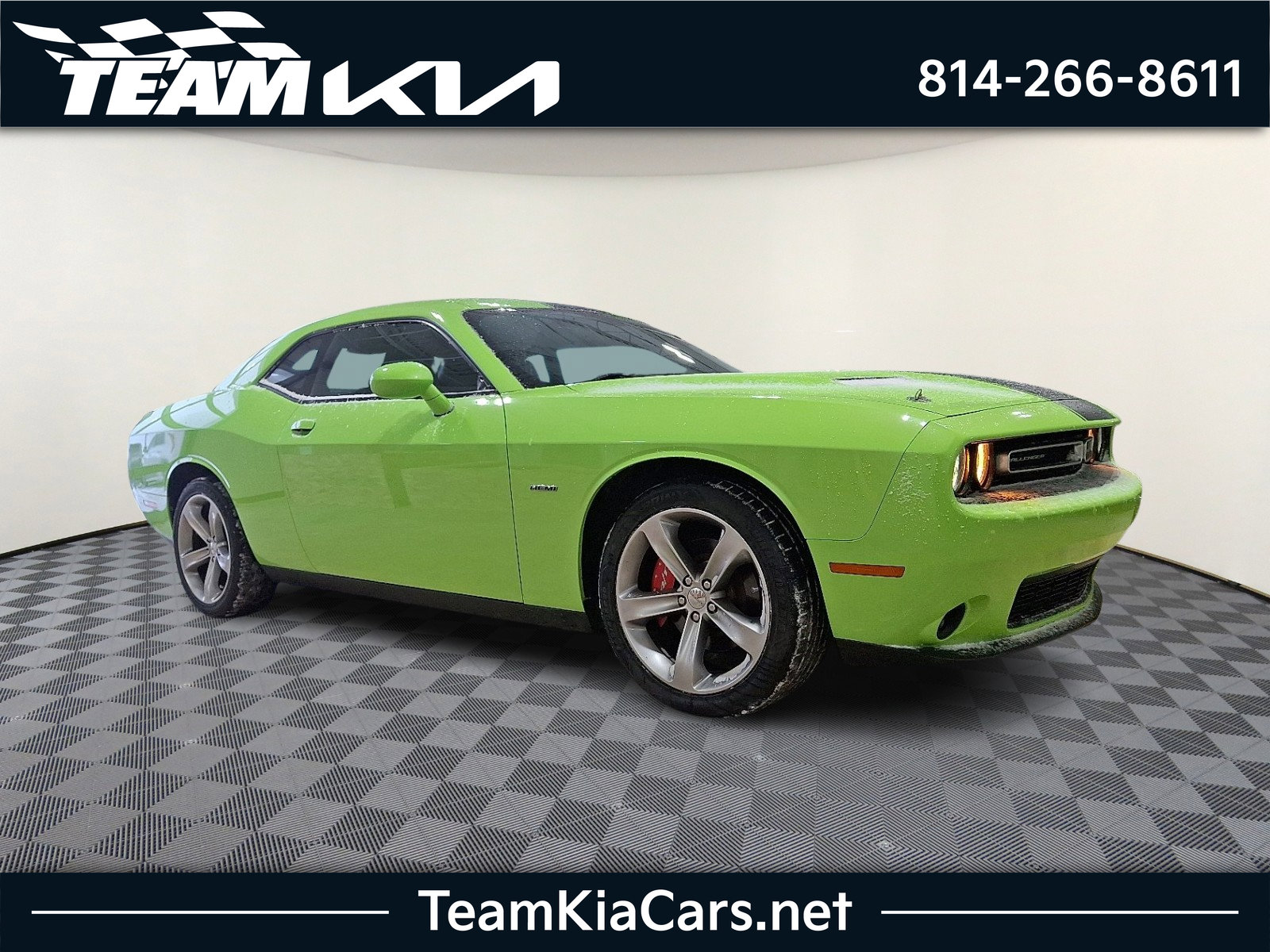 Used 2015 Dodge Challenger R/T w/ Quick Order Package 28B R/T image 1