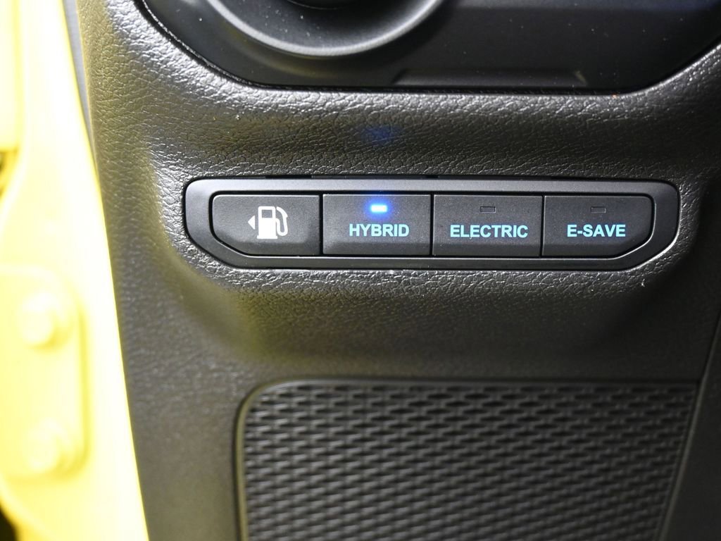 Used 2023 Jeep Wrangler Unlimited Sahara image 33