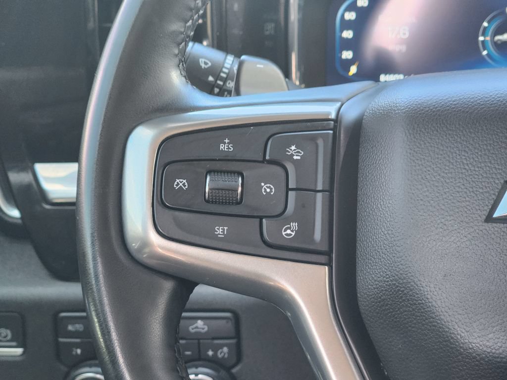Used 2023 Chevrolet Silverado 1500 RST AWD/4WD image 27