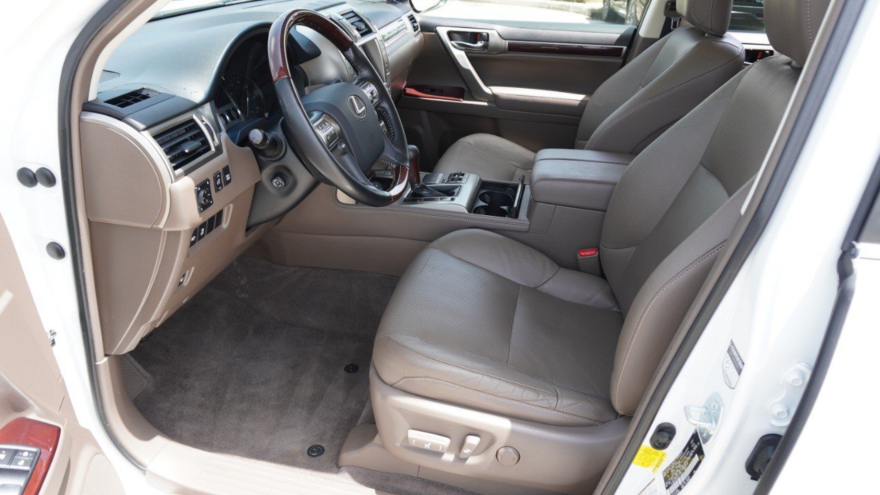 Used 2019 Lexus GX 460 Premium AWD/4WD image 13