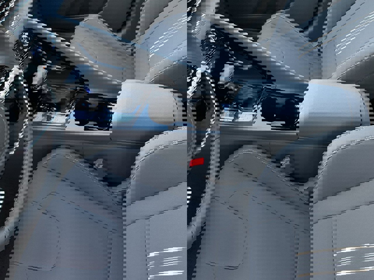 Used 2025 Hyundai Elantra SEL image 38