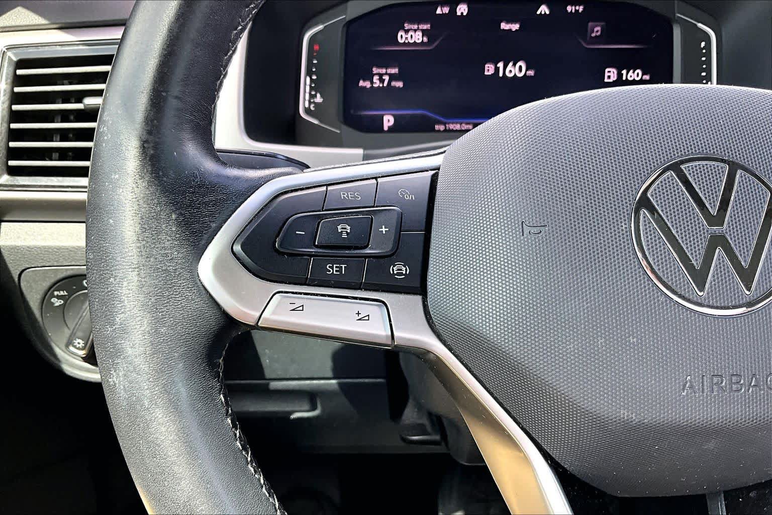 Used 2020 Volkswagen Atlas Cross Sport SEL Premium w/ Cross Sport MDO Package AWD/4WD image 23