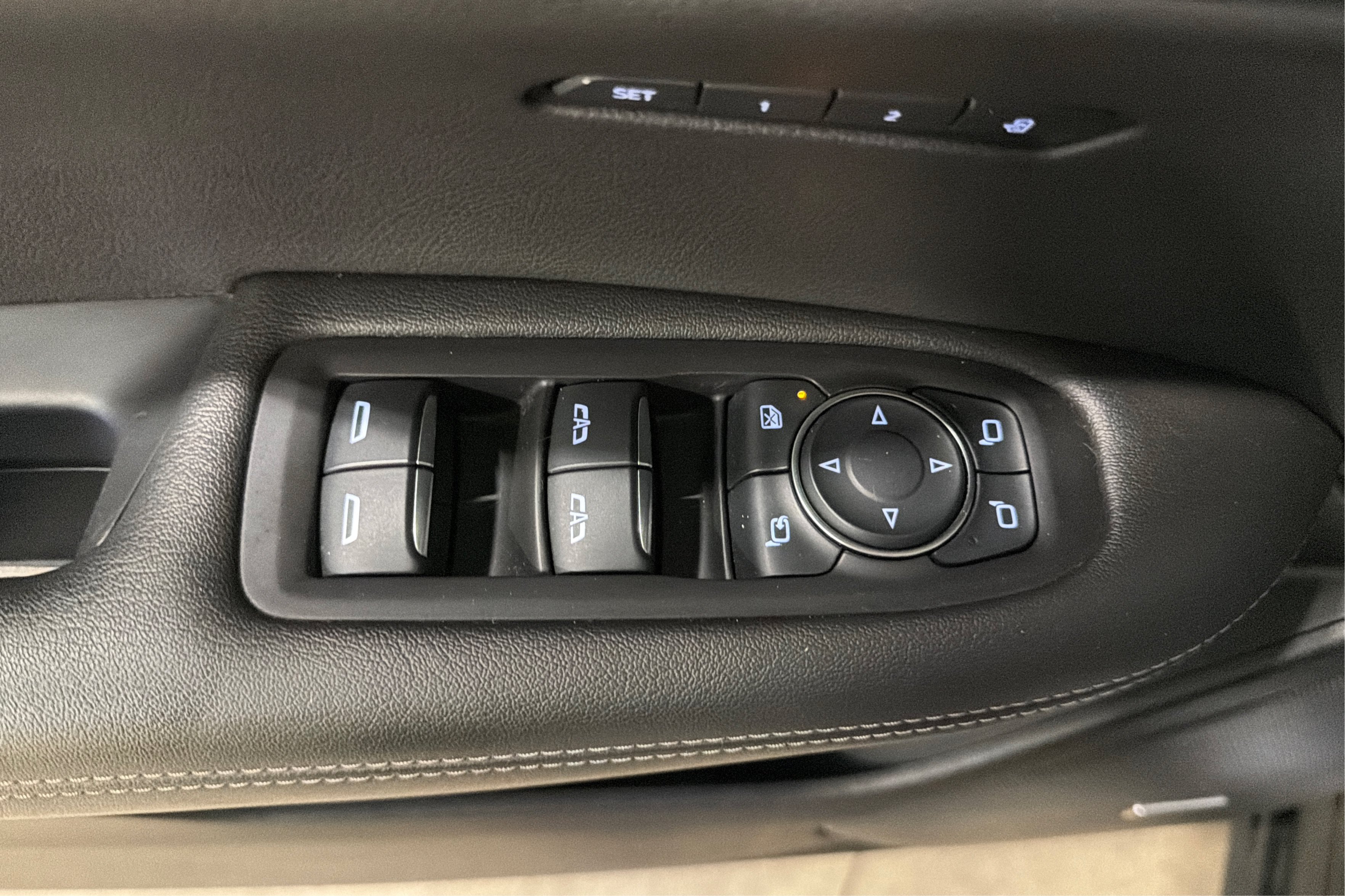 Used 2021 Cadillac XT6 Sport AWD/4WD image 17