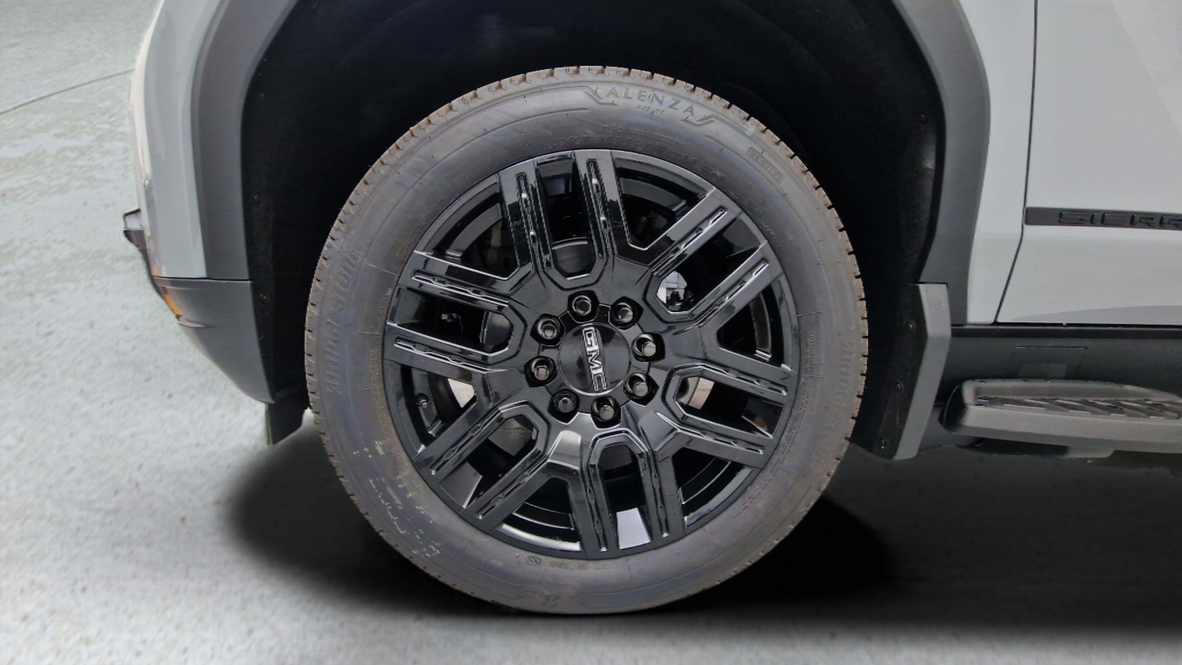 New 2026 GMC Sierra EV Elevation w/ LPO, Elevation Dark Package image 28