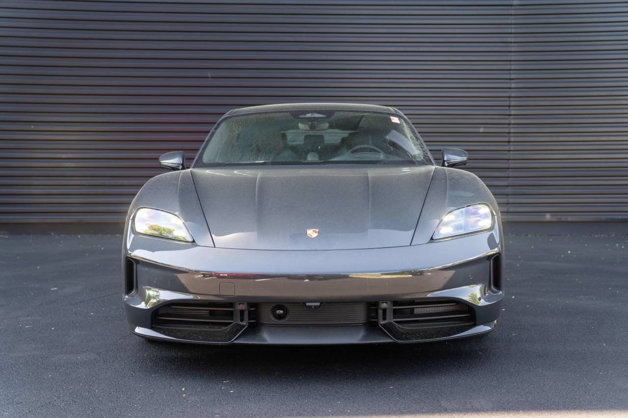 New 2026 Porsche Taycan GTS AWD/4WD image 8