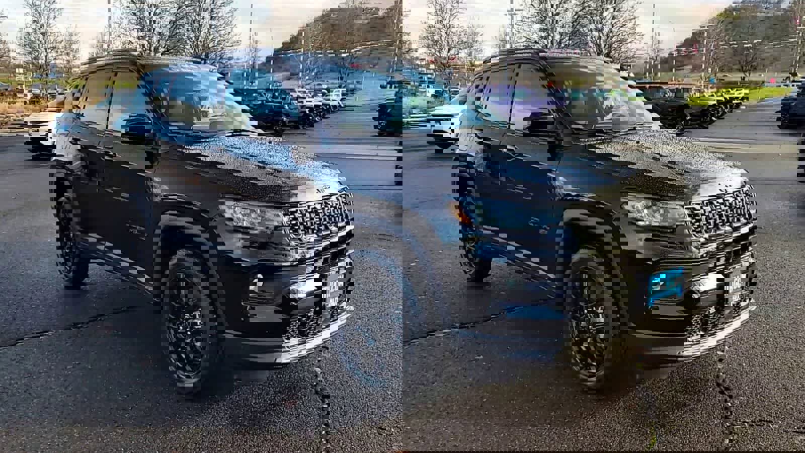 New 2026 Jeep Compass Latitude image 2