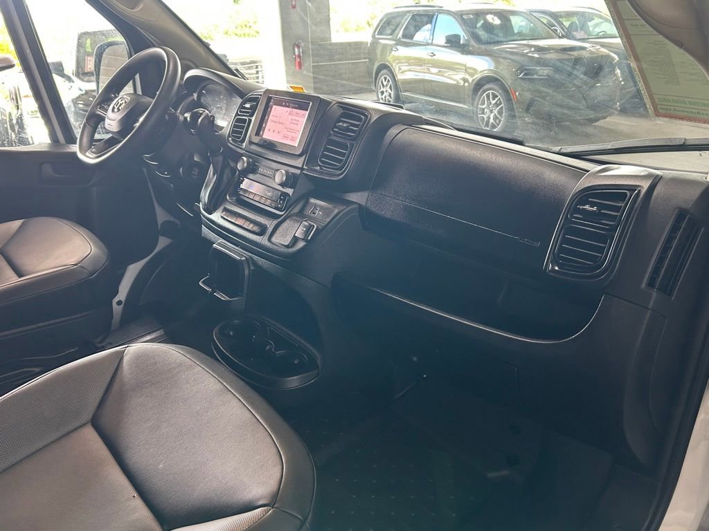 Used 2025 RAM ProMaster 2500 w/ Convenience Group image 45