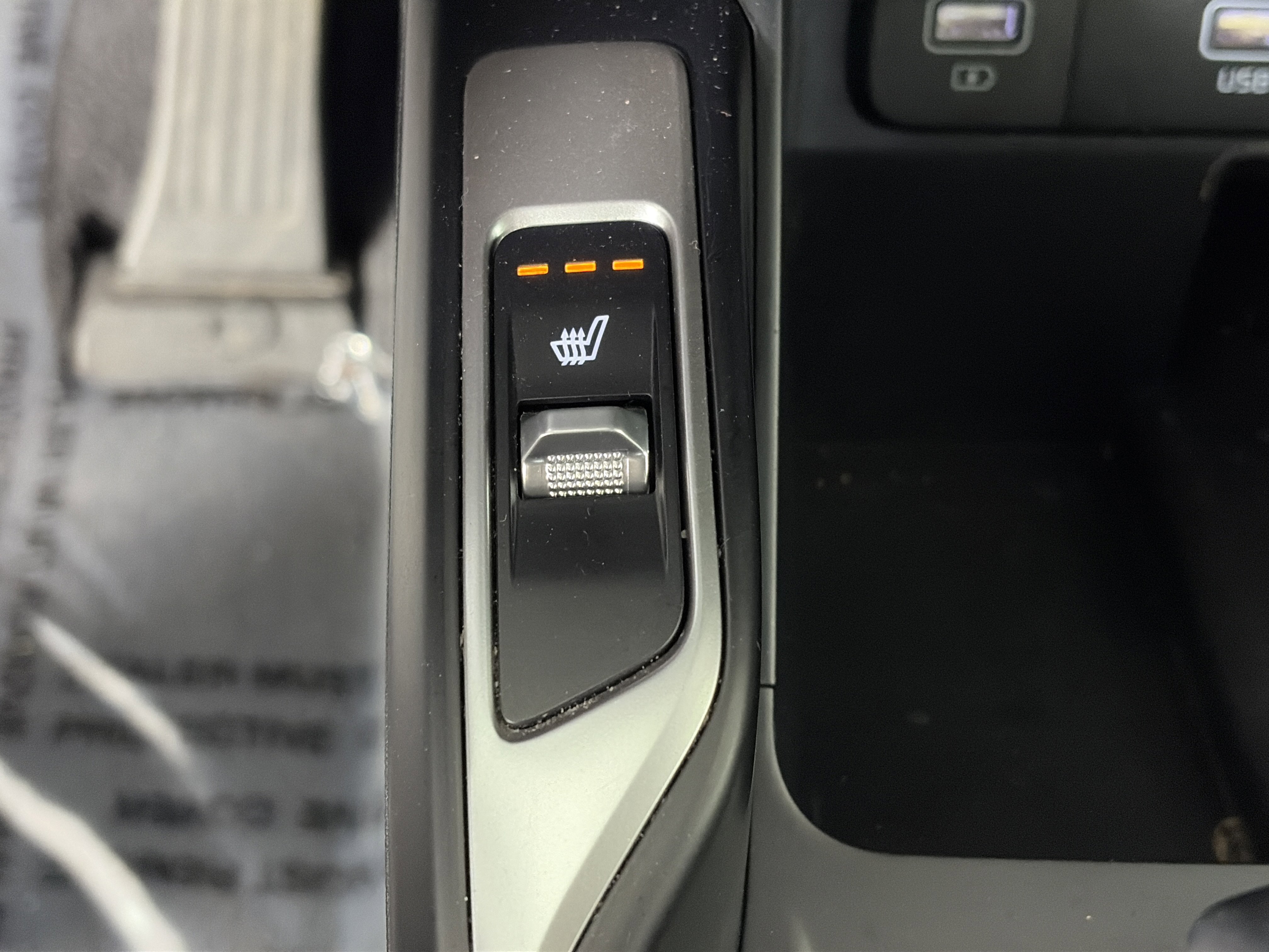 Certified 2022 Kia Sorento X-Line EX image 28