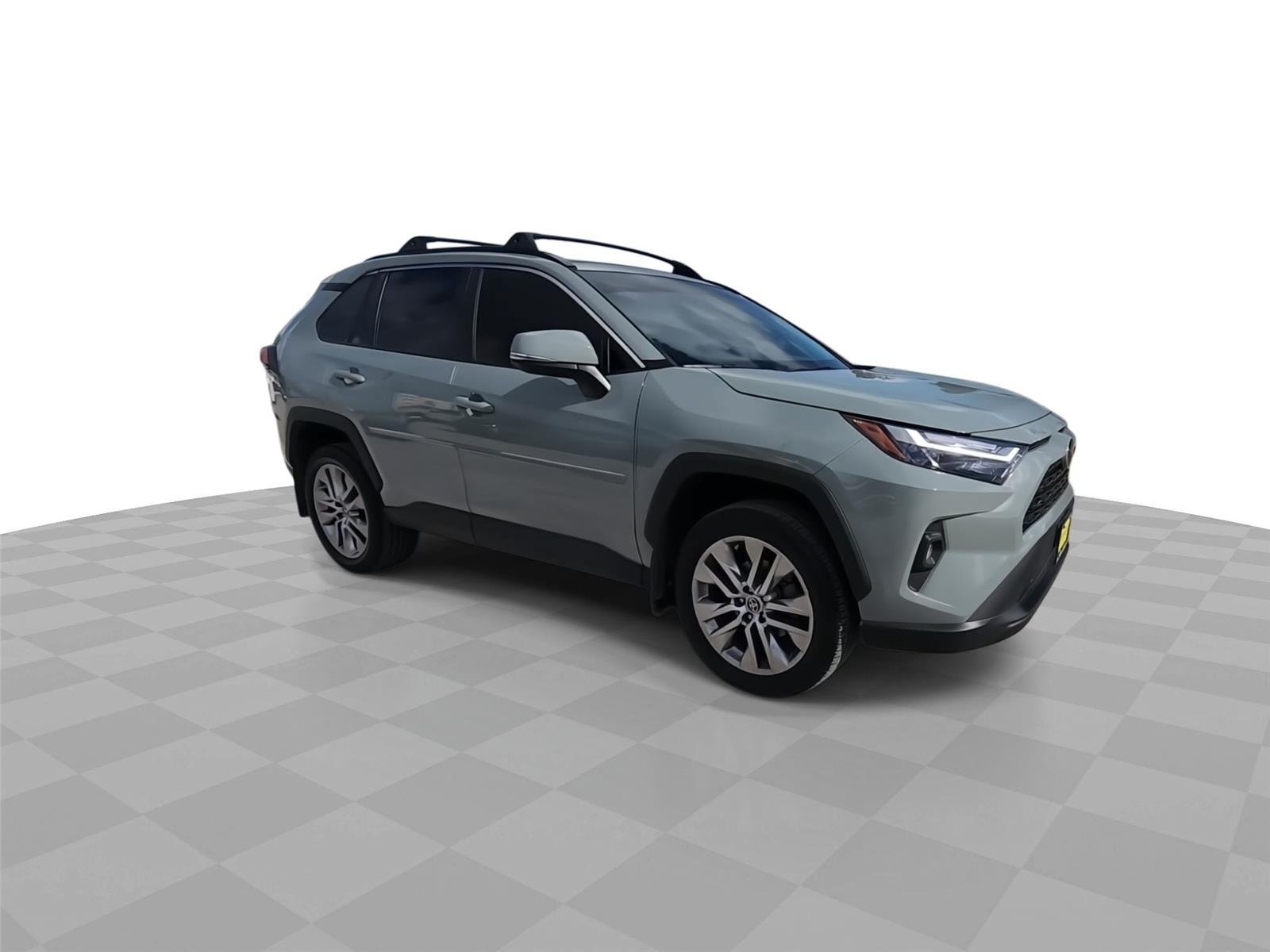 Used 2023 Toyota RAV4 XLE Premium FWD image 2
