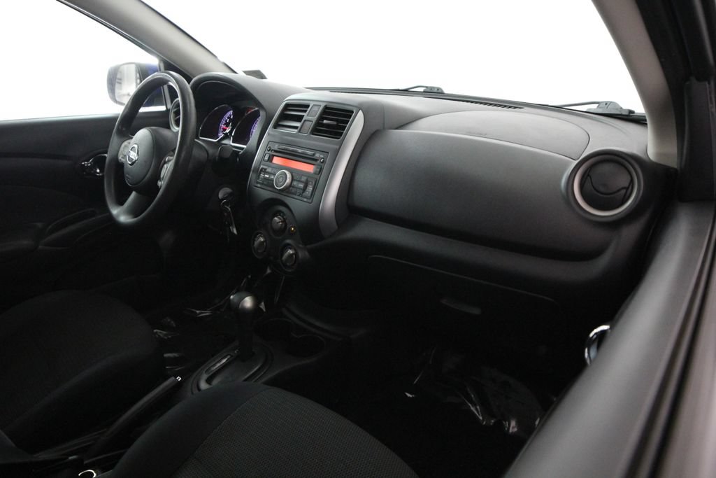 Used 2013 Nissan Versa SV w/ Convenience Pkg FWD image 40