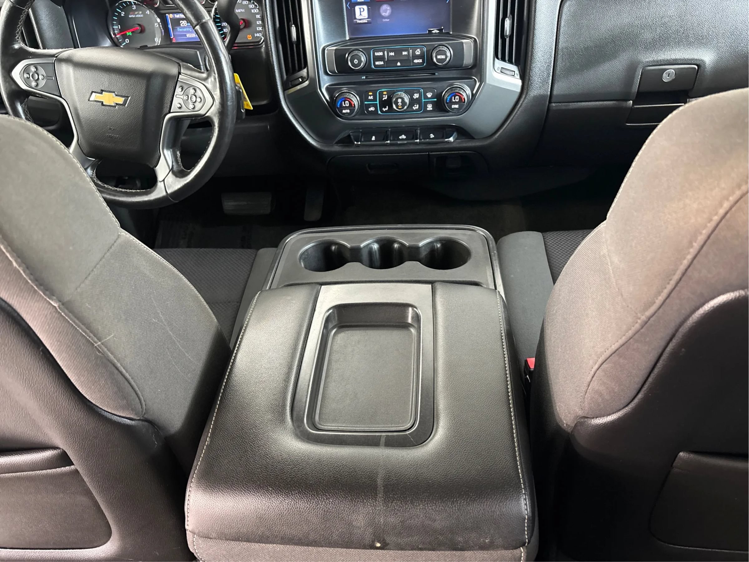Used 2015 Chevrolet Silverado 2500 LT w/ LT Convenience Package AWD/4WD image 22