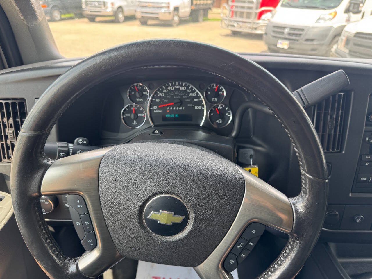 Used 2018 Chevrolet Express 3500 Extended w/ Driver Convenience Package RWD image 19