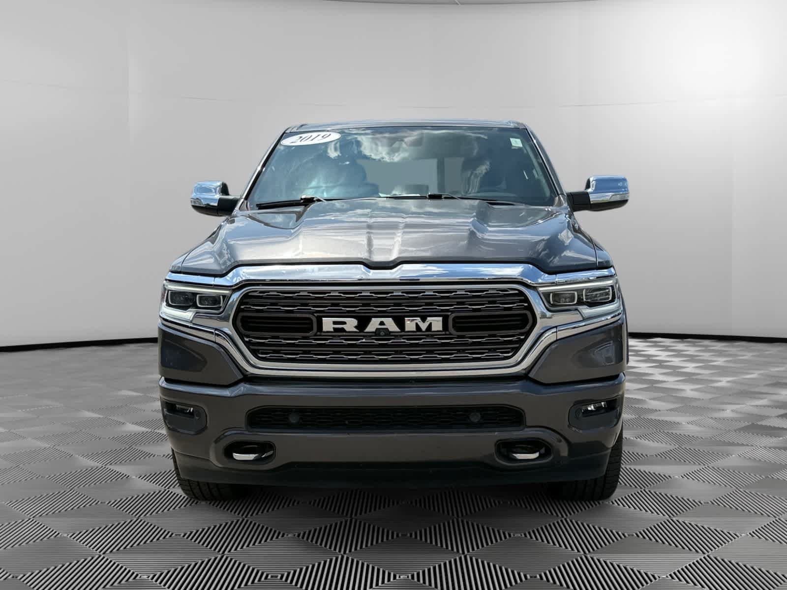 Used 2019 RAM 1500 Limited AWD/4WD image 8