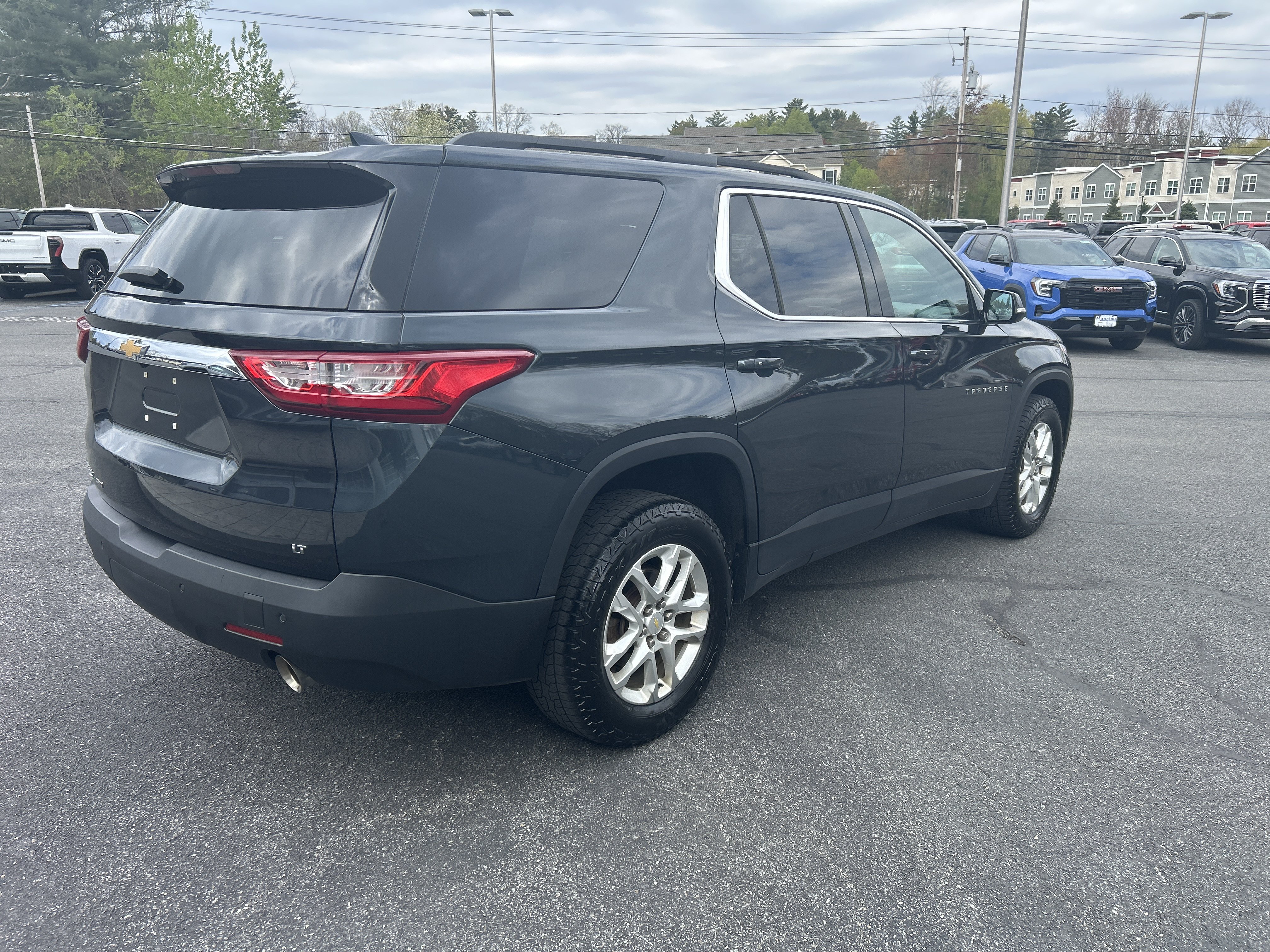 Used 2019 Chevrolet Traverse LT AWD/4WD image 12