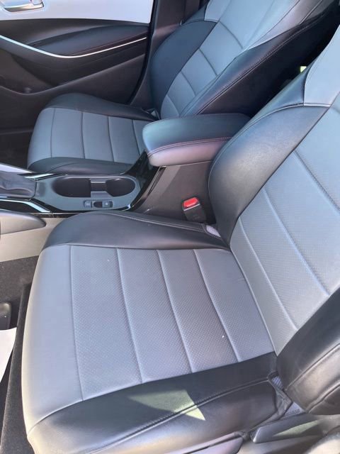 Used 2025 Toyota Corolla SE AWD/4WD image 12