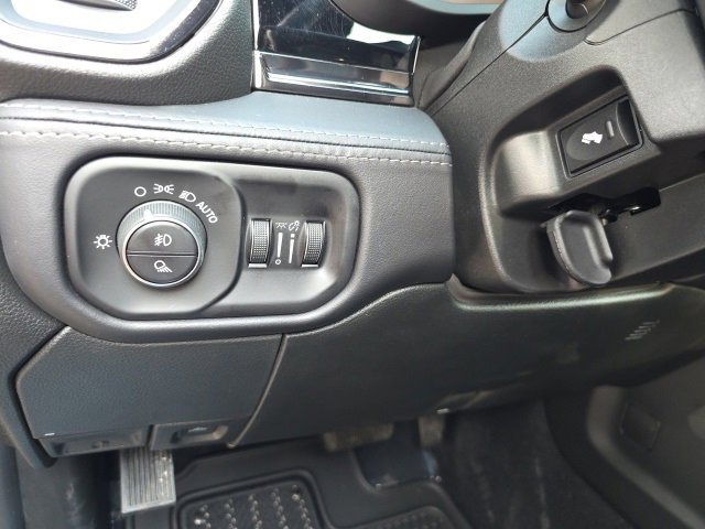 New 2026 RAM 2500 Limited image 22