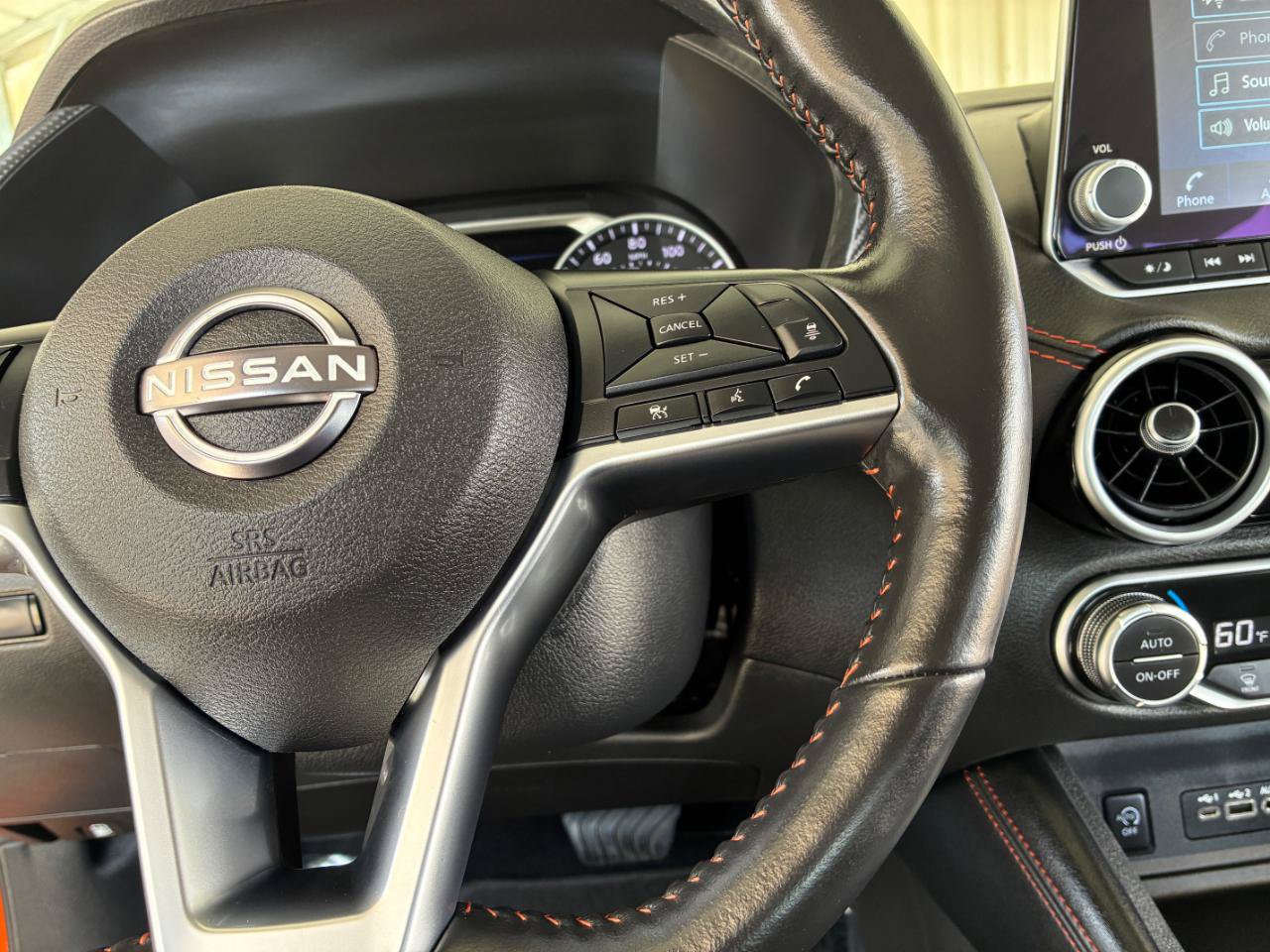 Used 2025 Nissan Sentra SR w/ SR Premium Package FWD image 25
