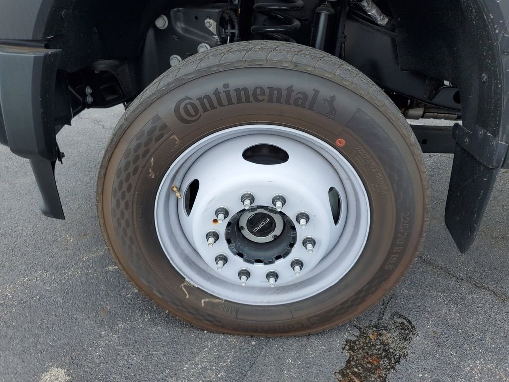 Used 2024 Ford F450 XL w/ Snow Plow Prep Package image 17