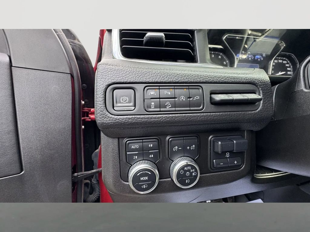 Used 2021 GMC Yukon XL Denali w/ Denali Ultimate Package image 17