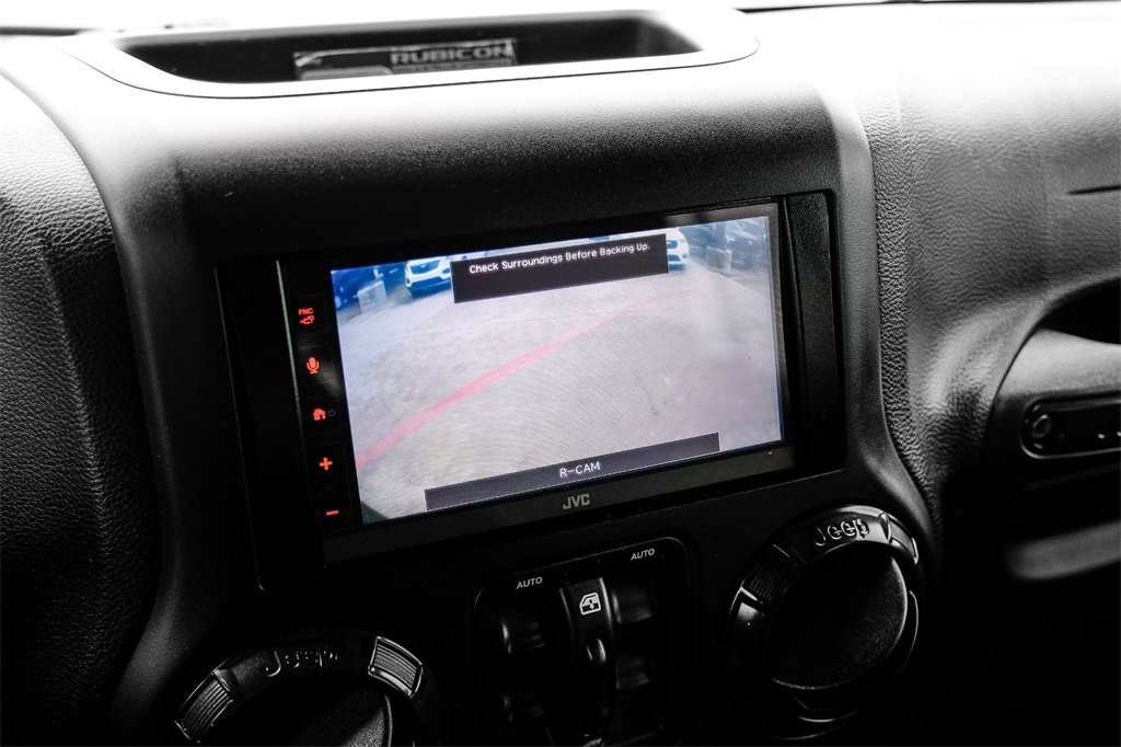 Used 2017 Jeep Wrangler Unlimited Rubicon image 17