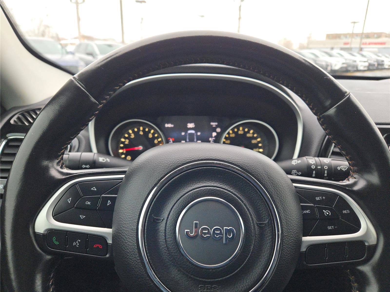 Used 2020 Jeep Compass Limited image 34