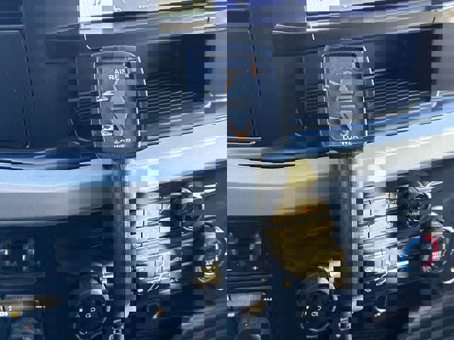 New 2026 Ford F550 4x4 Crew Cab image 25