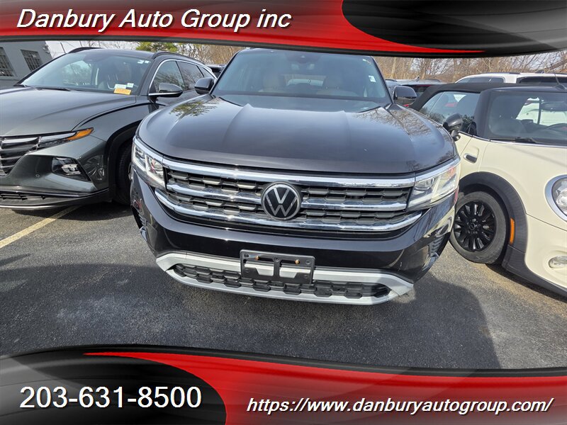Used 2020 Volkswagen Atlas Cross Sport SEL AWD/4WD image 2