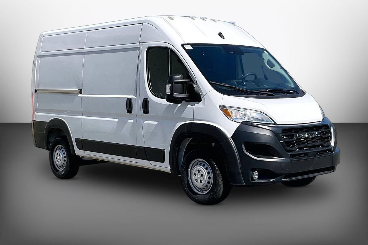 Used 2025 RAM ProMaster 2500 w/ Convenience Group FWD image 1