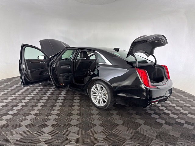 Used 2019 Cadillac XTS Luxury FWD image 16