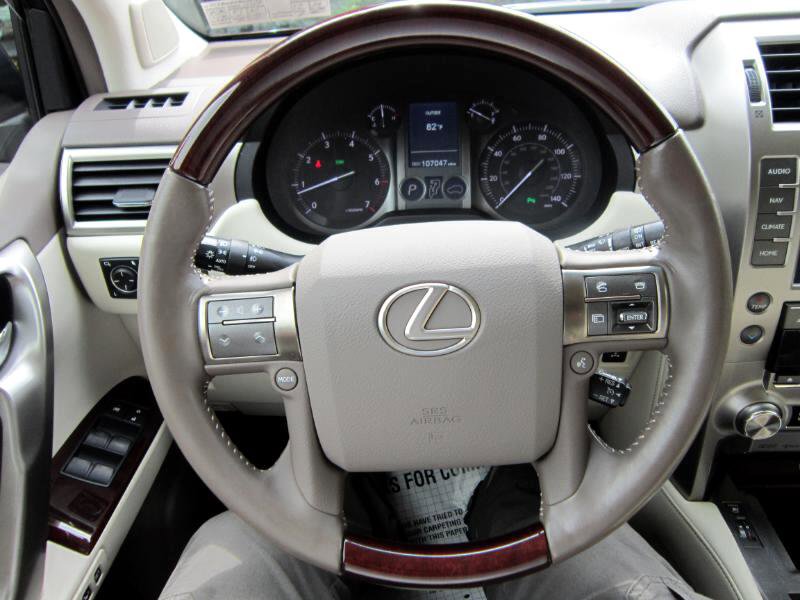 Used 2016 Lexus GX 460 image 21